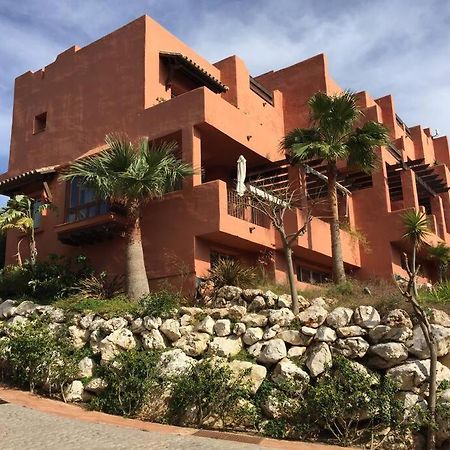 Luxurious Townhouse With Sea Views Villa Manilva Buitenkant foto