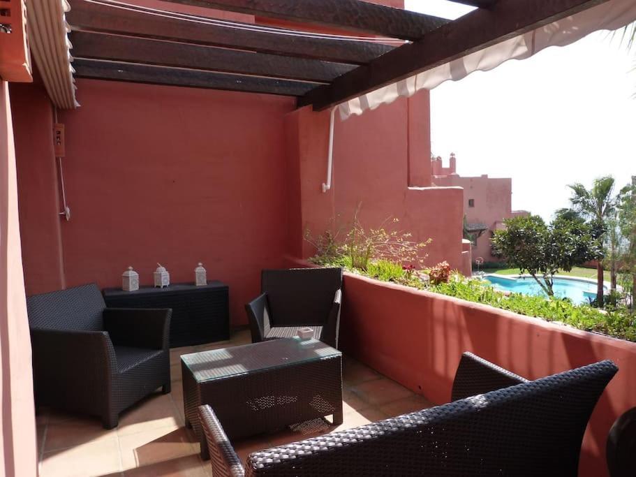 Luxurious Townhouse With Sea Views Villa Manilva Buitenkant foto